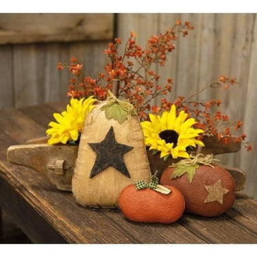 Grungy Fabric Cream Pumpkin w/Star - The Fox Decor